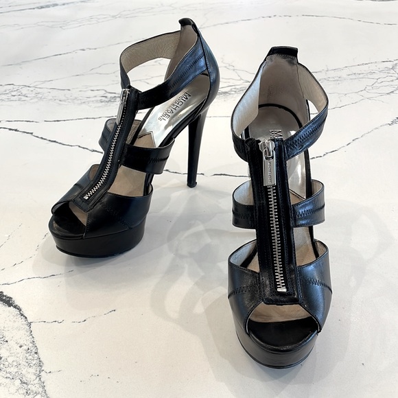 MICHAEL Michael Kors Berkley Black Leather Platform Sandal - Picture 4 of 12